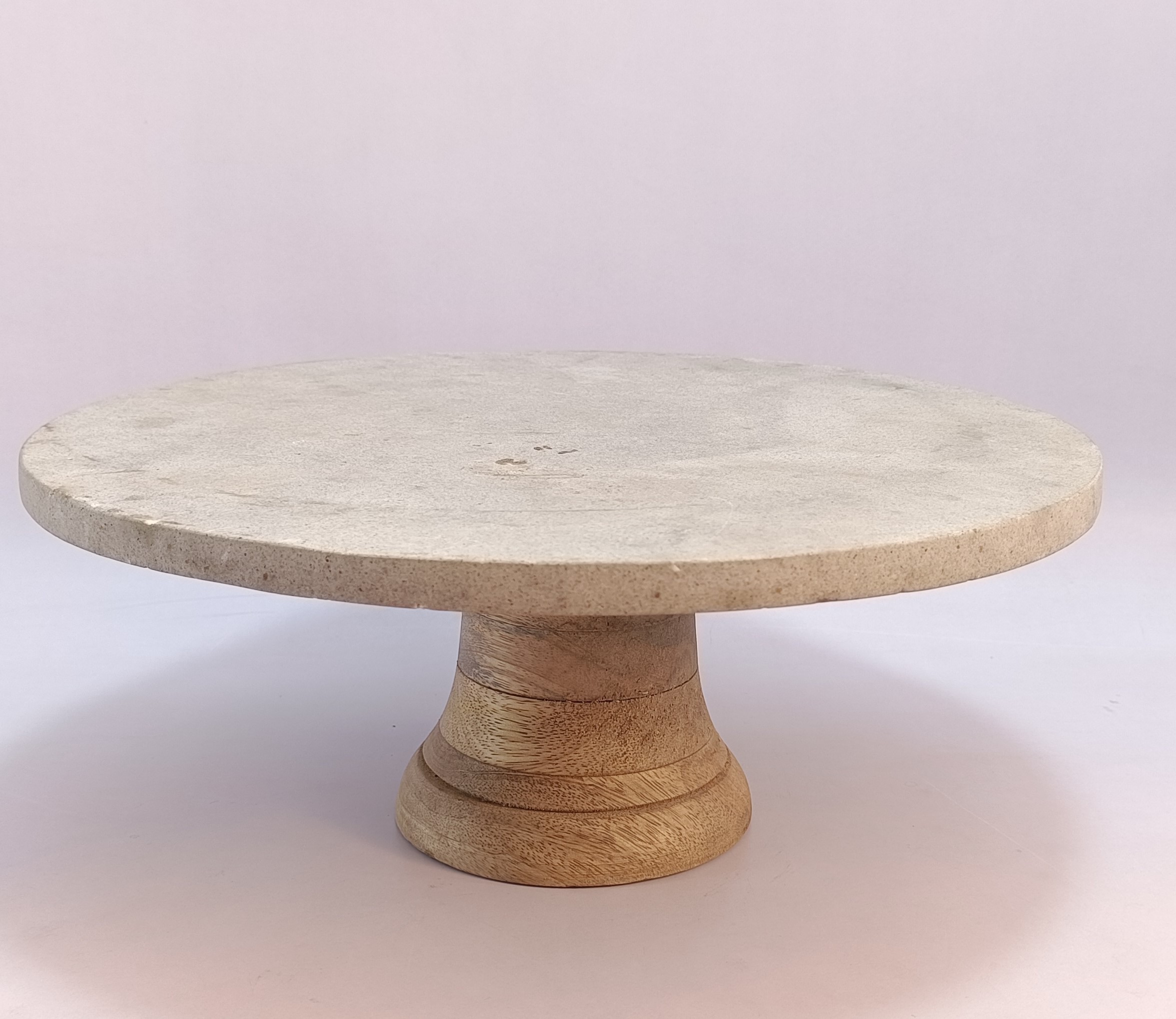 <span style="margin: 0px 0px 5px 0px; font-weight: 600; color:#81655d;">Item #: 7025</span><br />Wooden Cake Stand